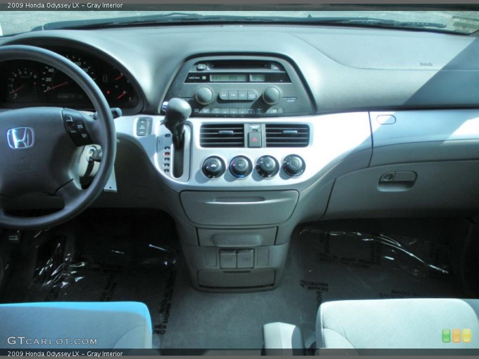 Gray Interior Dashboard for the 2009 Honda Odyssey LX #45060617