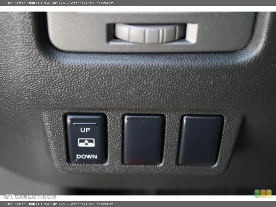 Graphite/Titanium Interior Controls for the 2005 Nissan Titan LE Crew Cab 4x4 #45060885