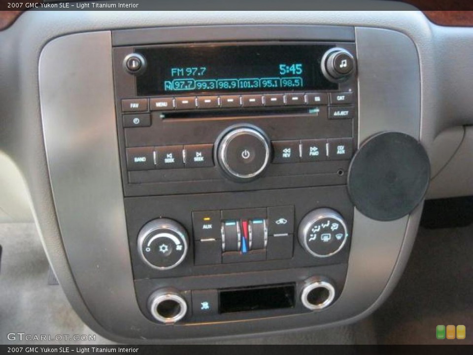 Light Titanium Interior Controls for the 2007 GMC Yukon SLE #45068217