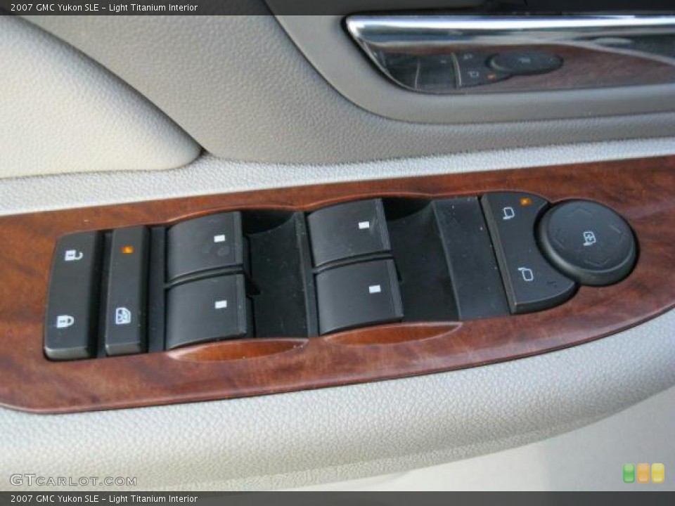 Light Titanium Interior Controls for the 2007 GMC Yukon SLE #45068341