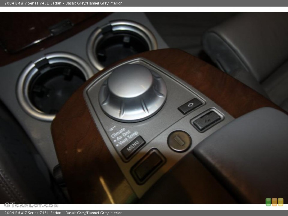 Basalt Grey/Flannel Grey Interior Controls for the 2004 BMW 7 Series 745Li Sedan #45073137