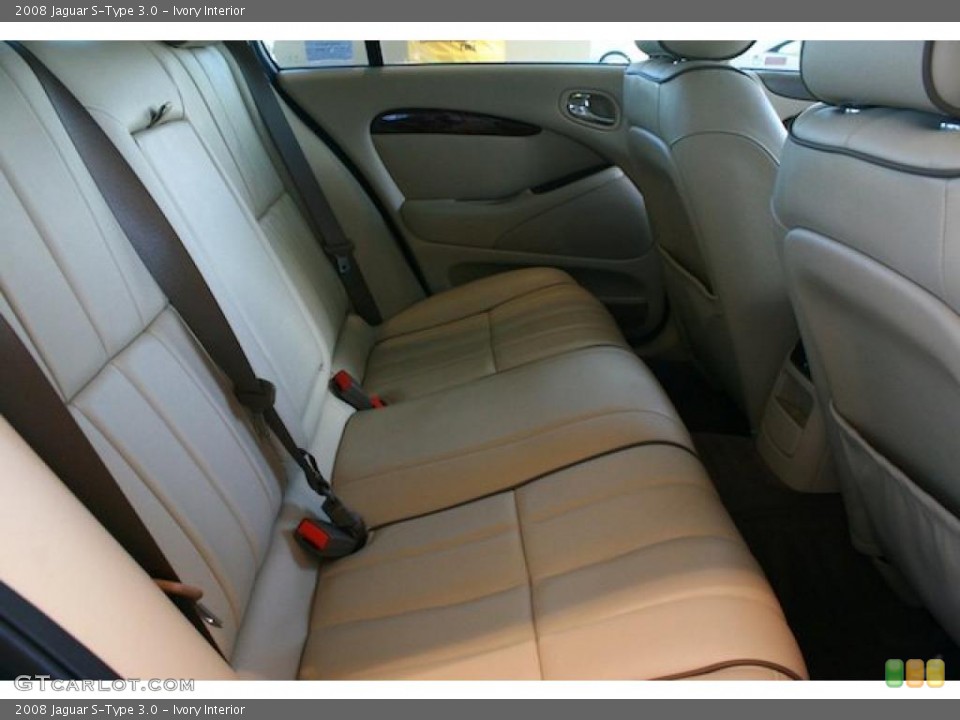 Ivory Interior Photo for the 2008 Jaguar S-Type 3.0 #45077137