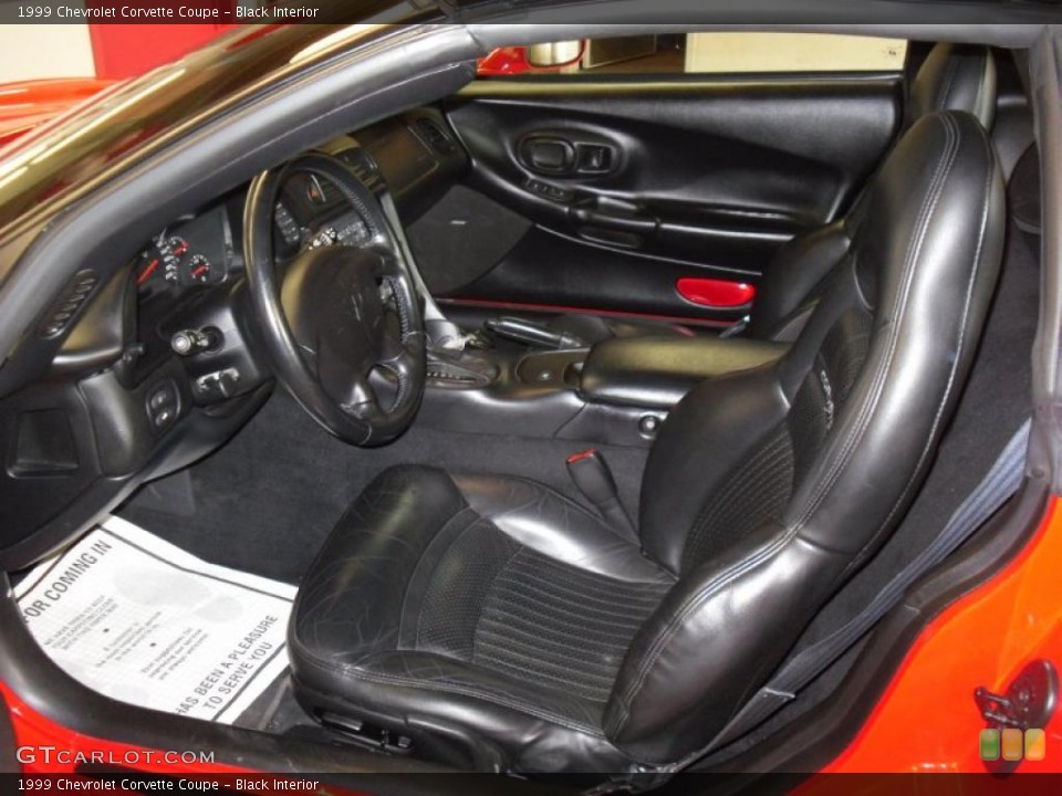 Black Interior Photo for the 1999 Chevrolet Corvette Coupe #45077533