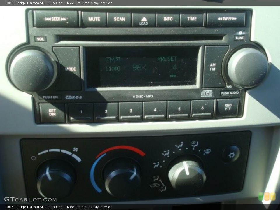 Medium Slate Gray Interior Controls for the 2005 Dodge Dakota SLT Club Cab #45078249
