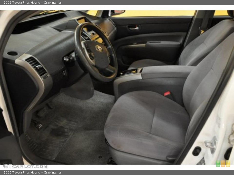 Gray Interior Photo for the 2006 Toyota Prius Hybrid #45085793