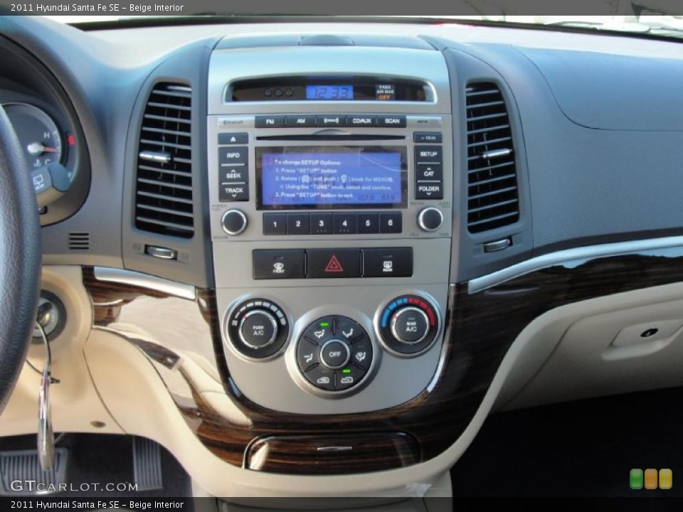 Beige Interior Controls for the 2011 Hyundai Santa Fe SE #45097478