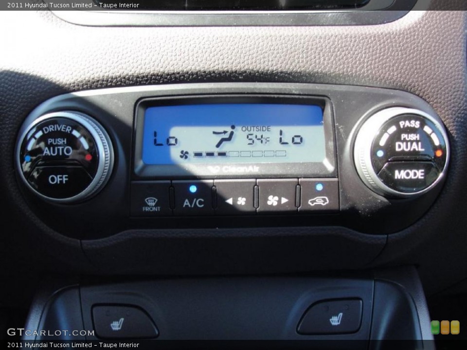 Taupe Interior Controls for the 2011 Hyundai Tucson Limited #45099102