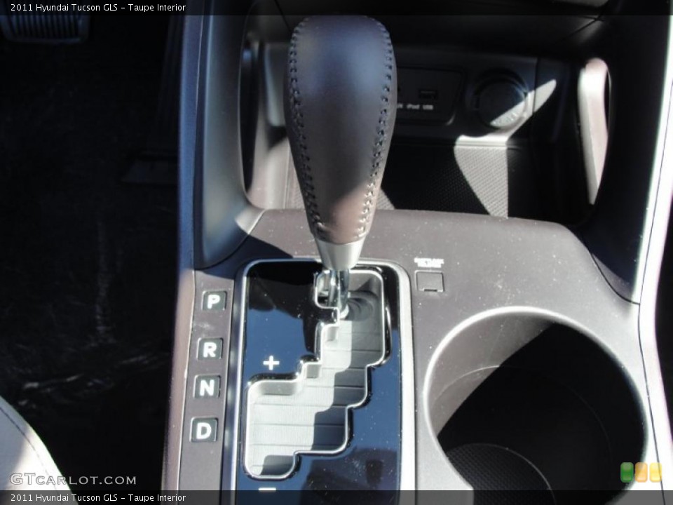 Taupe Interior Transmission for the 2011 Hyundai Tucson GLS #45099550