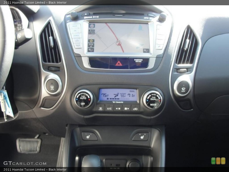 Black Interior Navigation for the 2011 Hyundai Tucson Limited #45100314