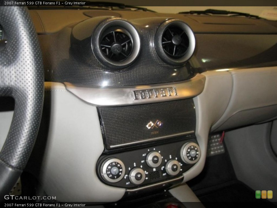 Grey Interior Controls for the 2007 Ferrari 599 GTB Fiorano F1 #45105976