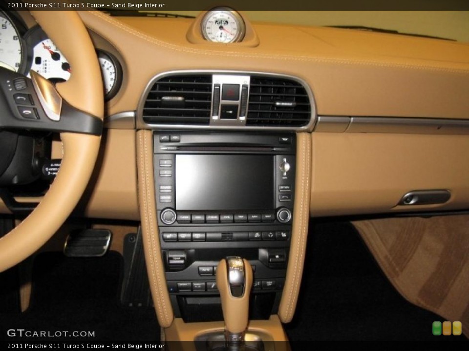 Sand Beige Interior Controls for the 2011 Porsche 911 Turbo S Coupe #45107152