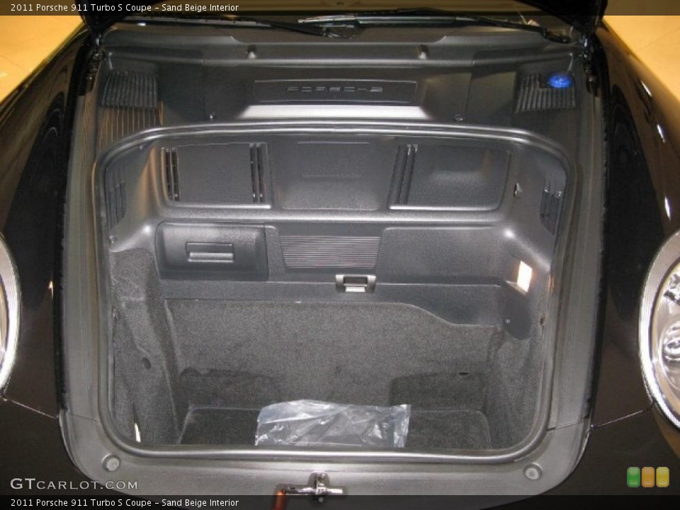 Sand Beige Interior Trunk for the 2011 Porsche 911 Turbo S Coupe #45107412