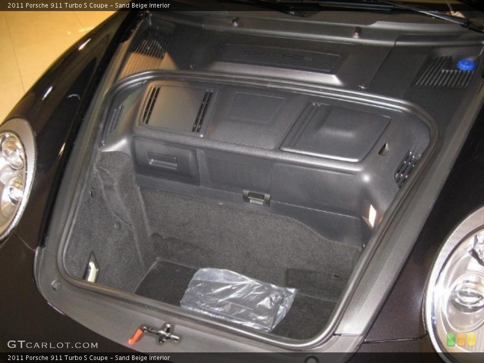 Sand Beige Interior Trunk for the 2011 Porsche 911 Turbo S Coupe #45107428