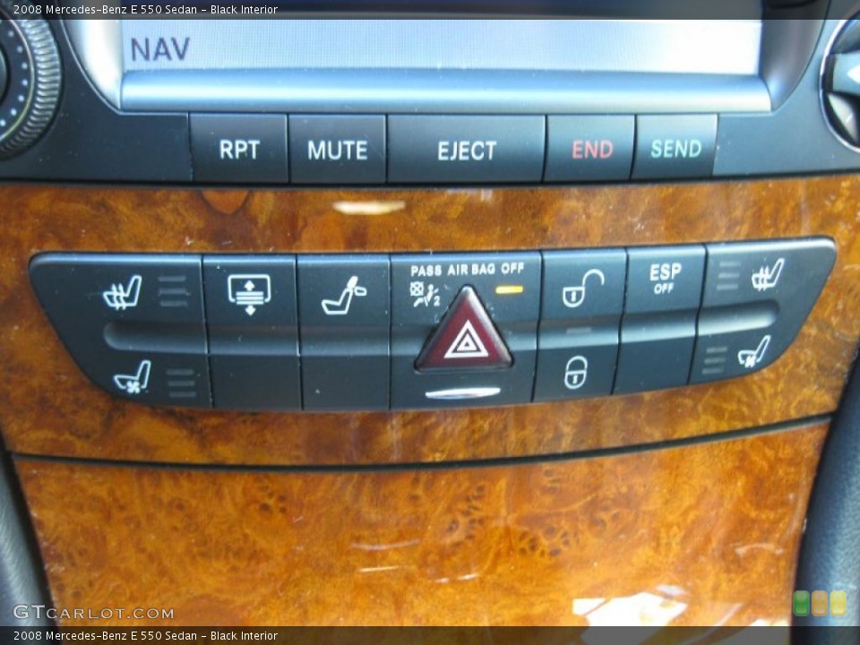 Black Interior Controls for the 2008 Mercedes-Benz E 550 Sedan #45109396