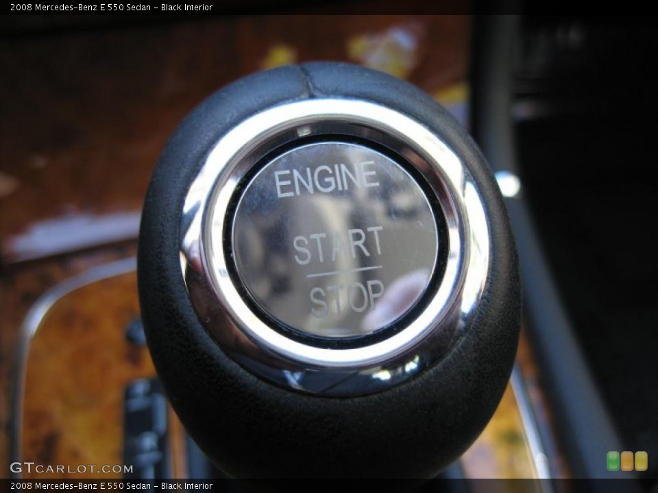 Black Interior Controls for the 2008 Mercedes-Benz E 550 Sedan #45109412