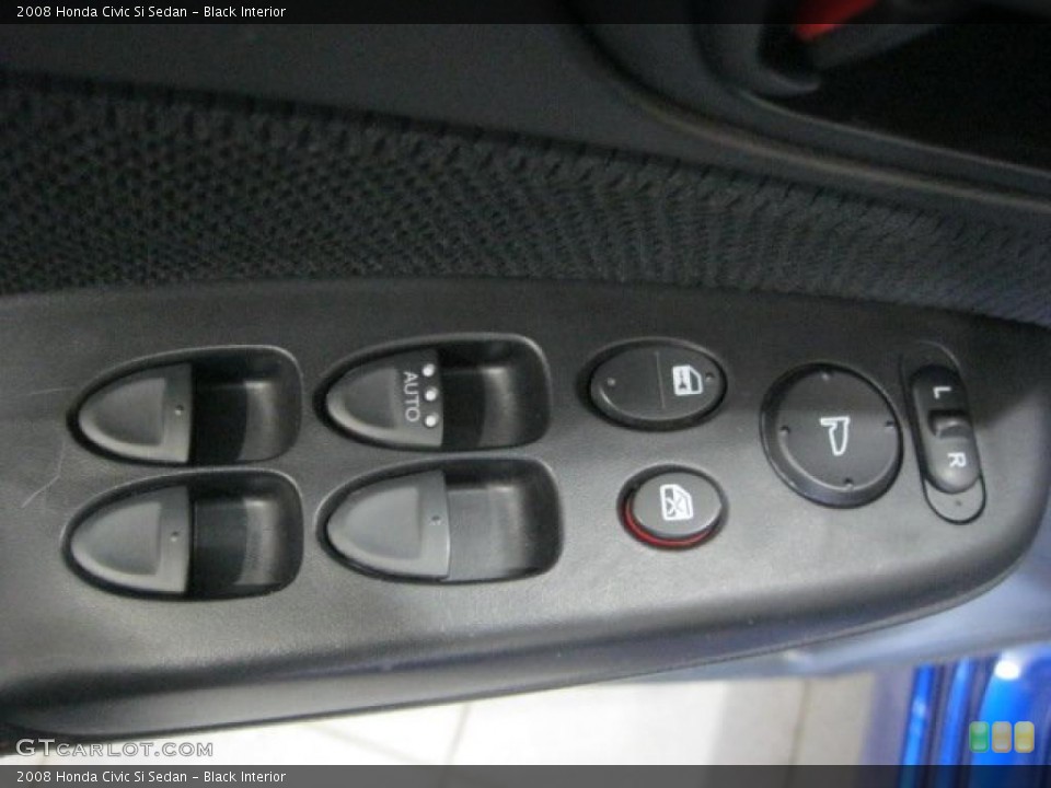 Black Interior Controls for the 2008 Honda Civic Si Sedan #45117754