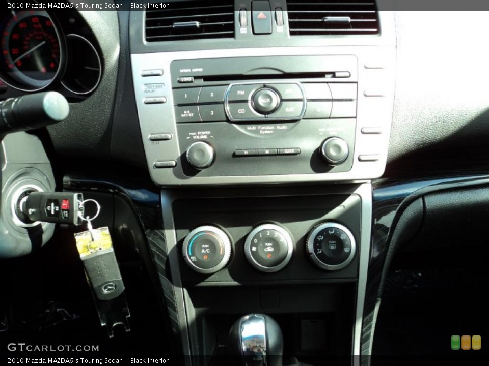 Black Interior Controls for the 2010 Mazda MAZDA6 s Touring Sedan #45122526