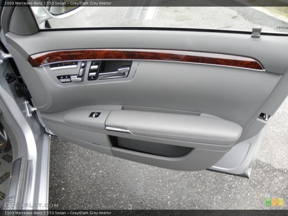 Grey/Dark Grey Interior Door Panel for the 2009 Mercedes-Benz S 550 Sedan #45125302