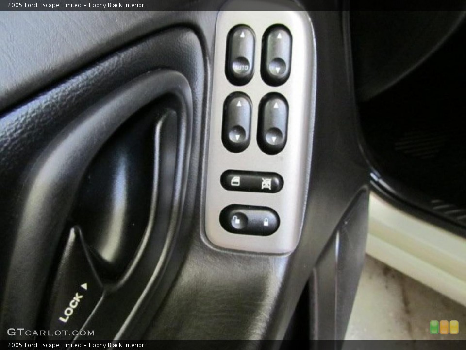 Ebony Black Interior Controls for the 2005 Ford Escape Limited #45126562