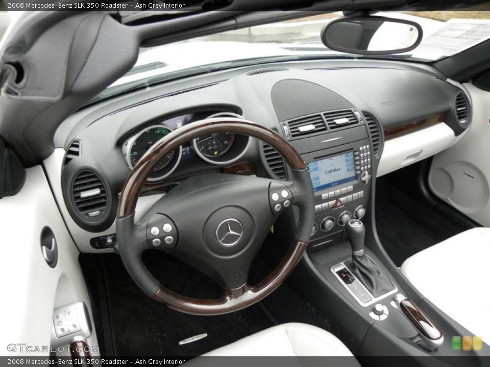 Ash Grey 2008 Mercedes-Benz SLK Interiors