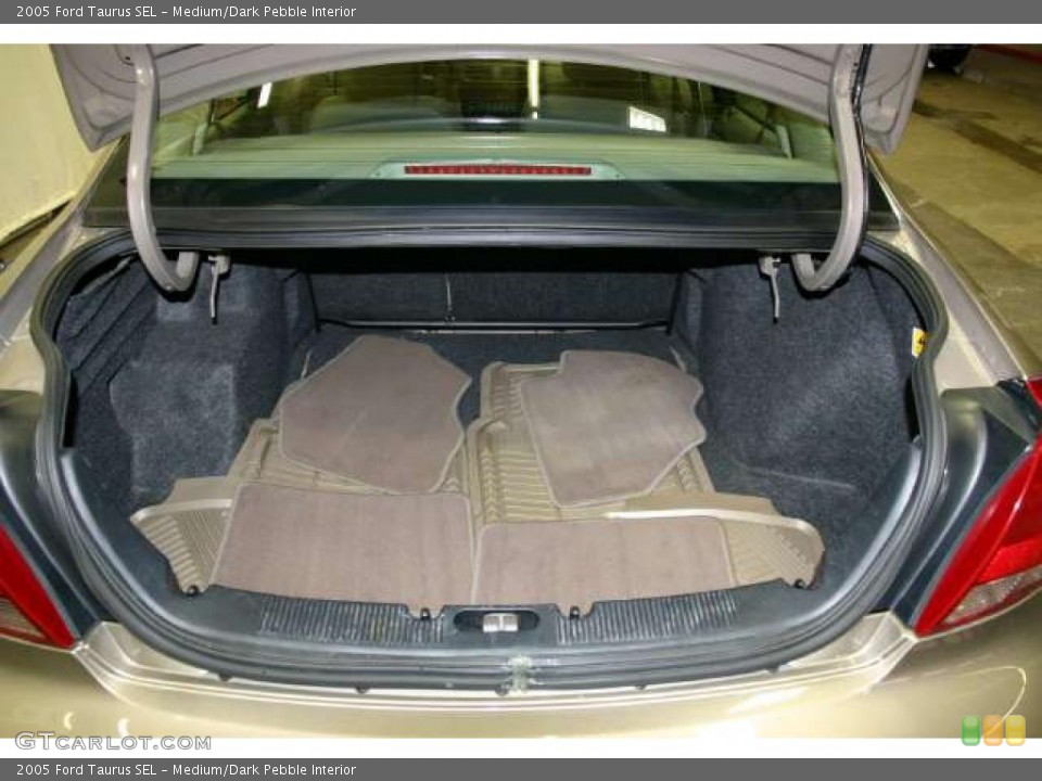 Medium/Dark Pebble Interior Trunk for the 2005 Ford Taurus SEL #45144200