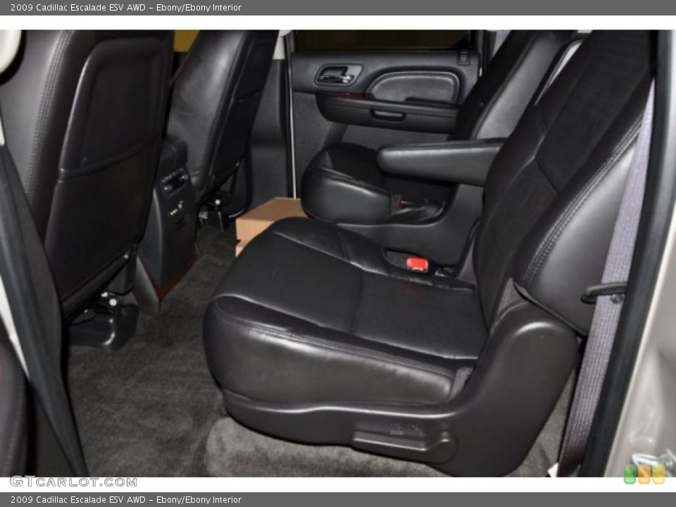 Ebony/Ebony Interior Photo for the 2009 Cadillac Escalade ESV AWD #45144212