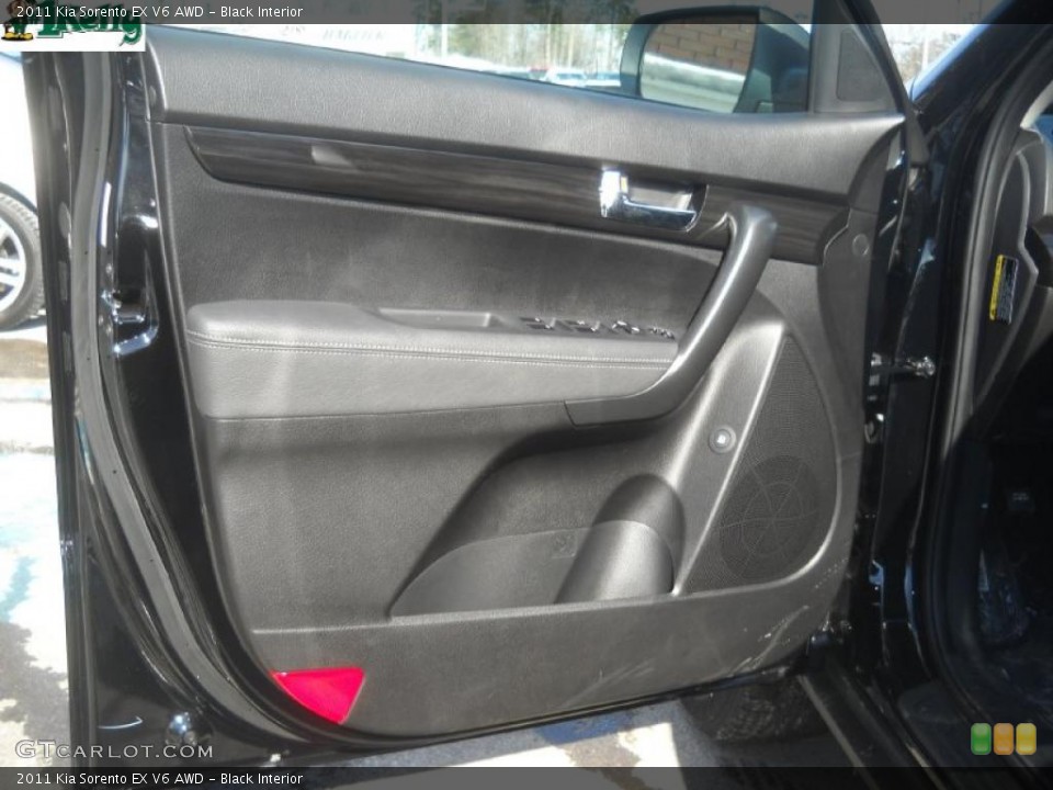 Black Interior Door Panel for the 2011 Kia Sorento EX V6 AWD #45146011