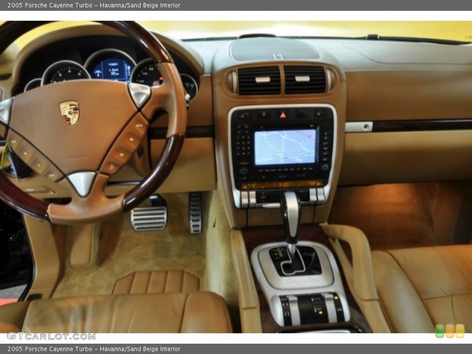 Havanna/Sand Beige Interior Dashboard for the 2005 Porsche Cayenne Turbo #45148407