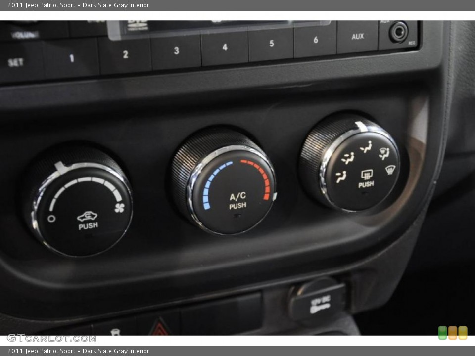 Dark Slate Gray Interior Controls for the 2011 Jeep Patriot Sport #45149523