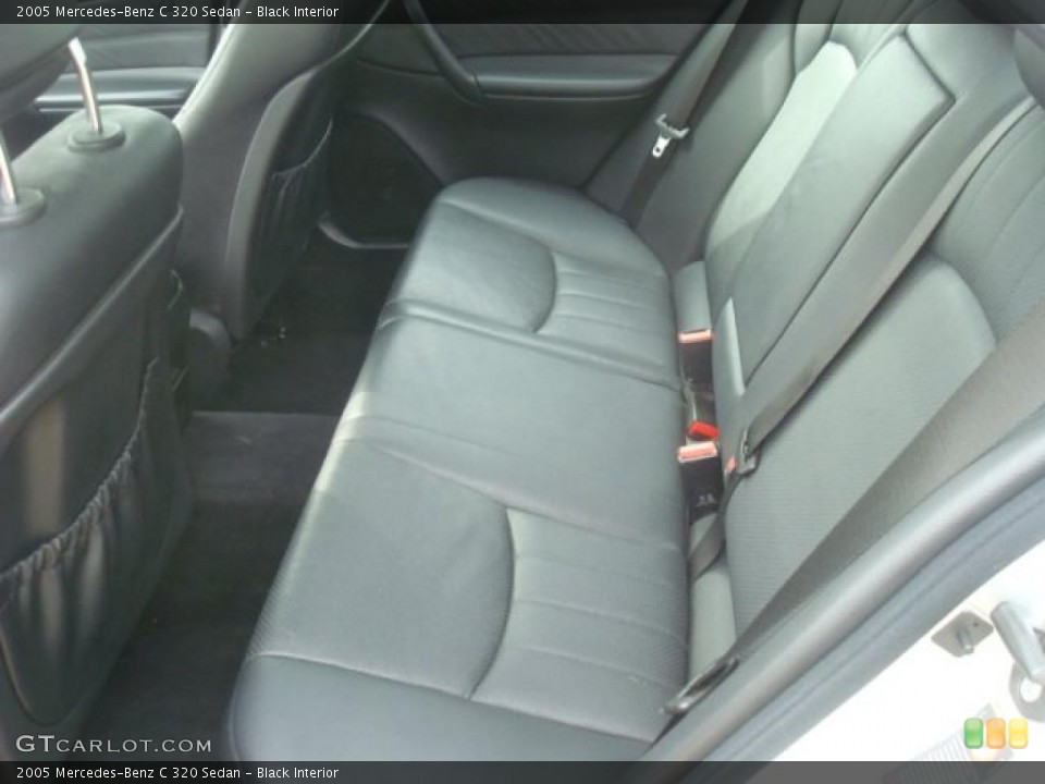 Black Interior Photo for the 2005 Mercedes-Benz C 320 Sedan #45152327