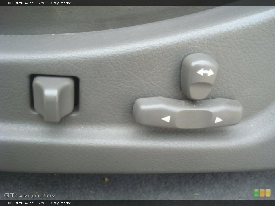 Gray Interior Controls for the 2003 Isuzu Axiom S 2WD #45155206