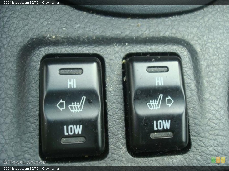 Gray Interior Controls for the 2003 Isuzu Axiom S 2WD #45155302