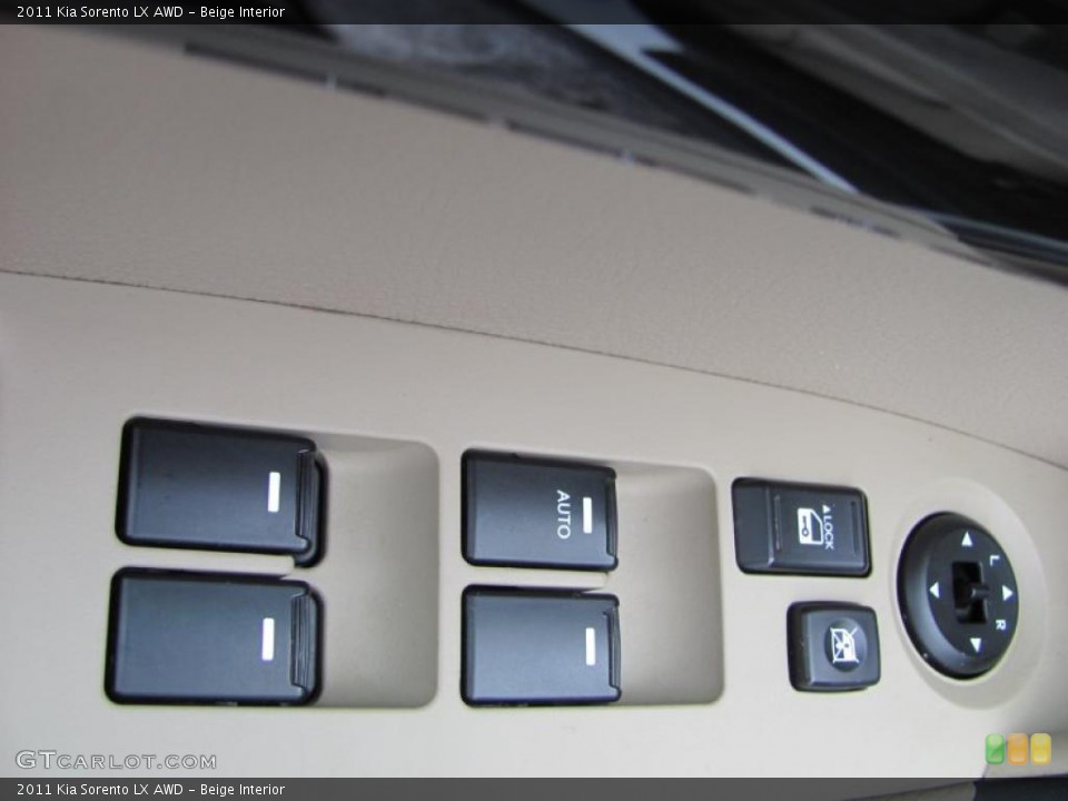 Beige Interior Controls for the 2011 Kia Sorento LX AWD #45155884