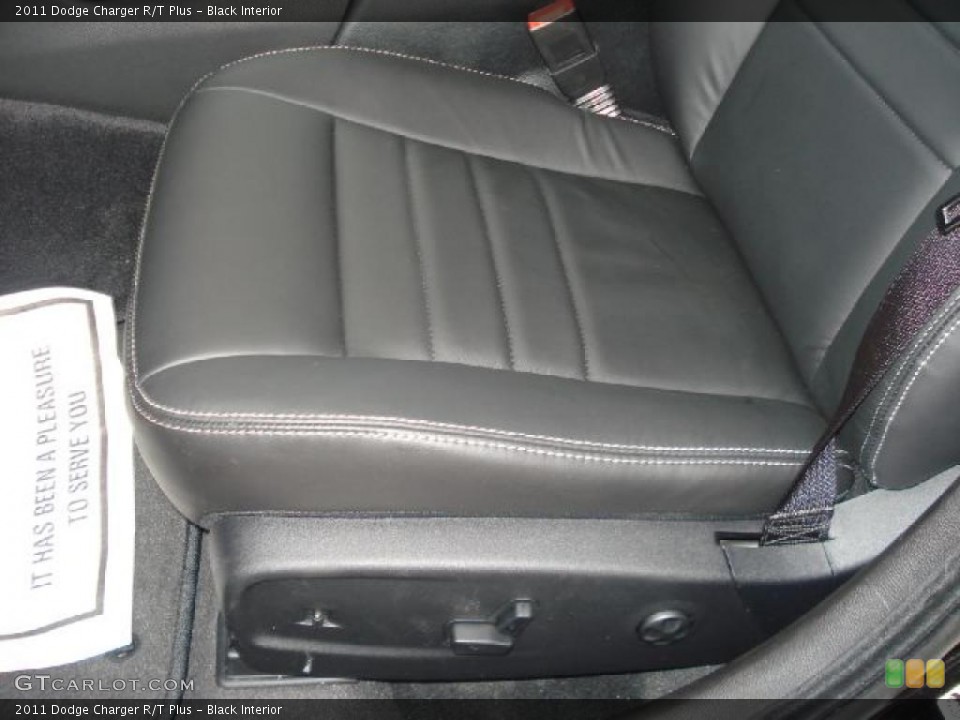 Black Interior Photo for the 2011 Dodge Charger R/T Plus #45160536