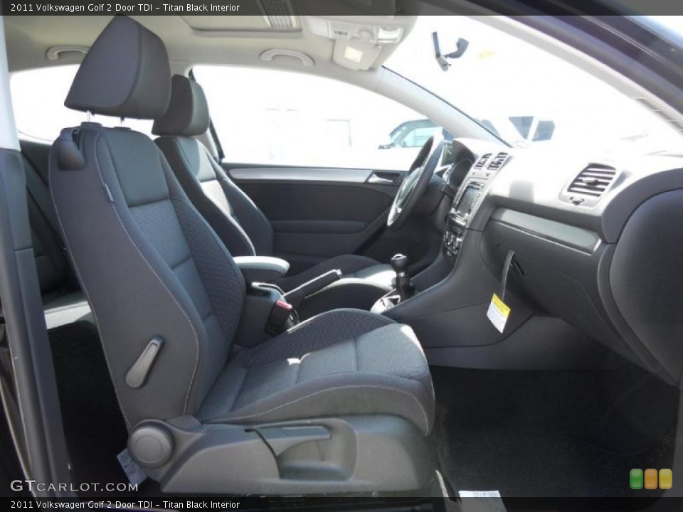 Titan Black Interior Photo for the 2011 Volkswagen Golf 2 Door TDI #45163817