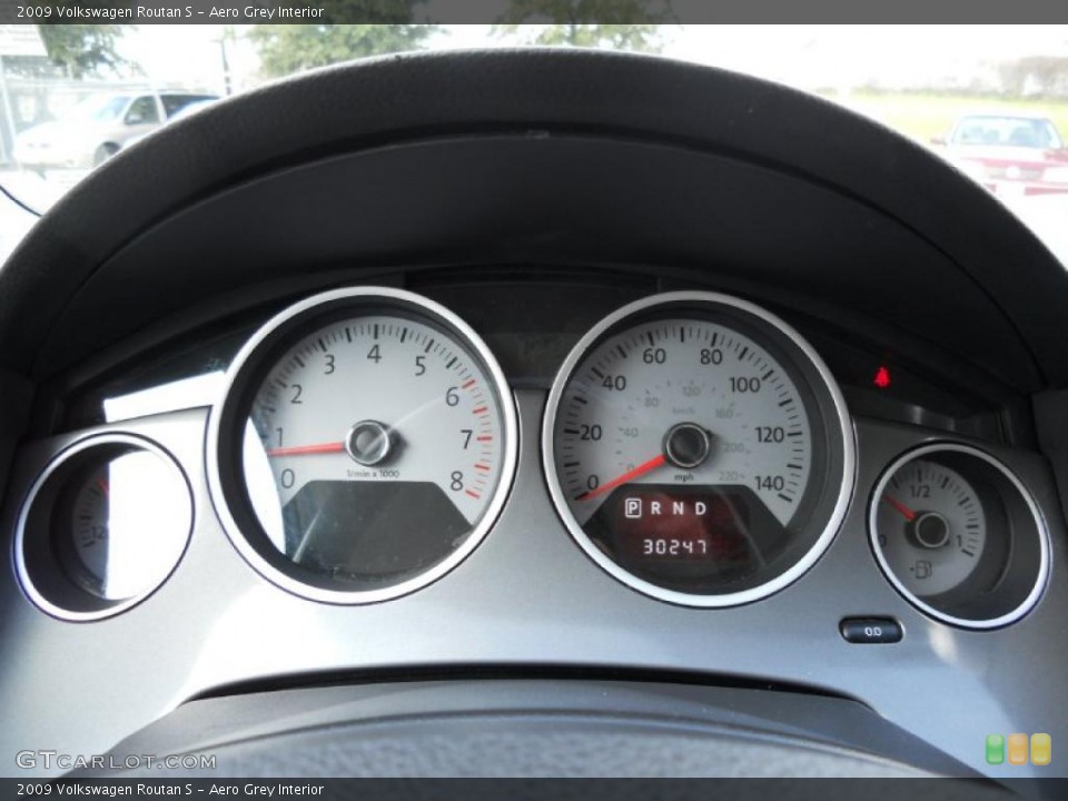 Aero Grey Interior Gauges for the 2009 Volkswagen Routan S #45165305