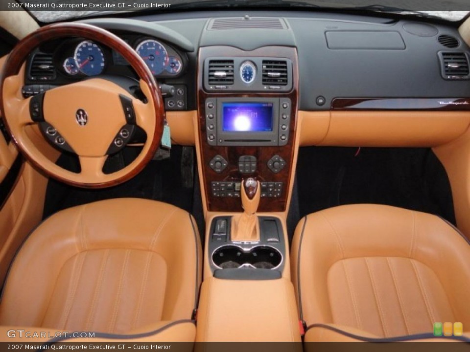 Cuoio Interior Dashboard for the 2007 Maserati Quattroporte Executive GT #45169947