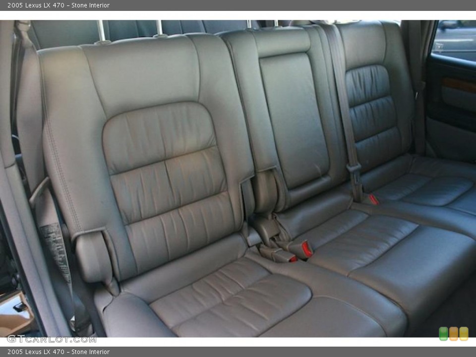 Stone Interior Photo for the 2005 Lexus LX 470 #45184549