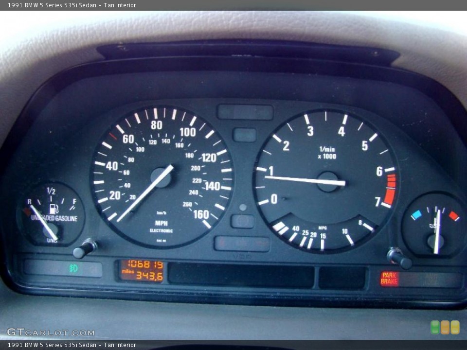 Tan Interior Gauges for the 1991 BMW 5 Series 535i Sedan #45195181