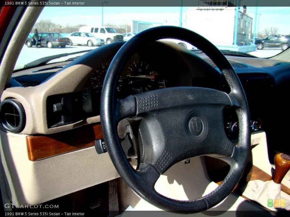 Tan Interior Steering Wheel for the 1991 BMW 5 Series 535i Sedan #45195401