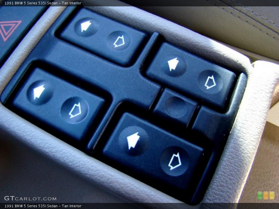 Tan Interior Controls for the 1991 BMW 5 Series 535i Sedan #45195809