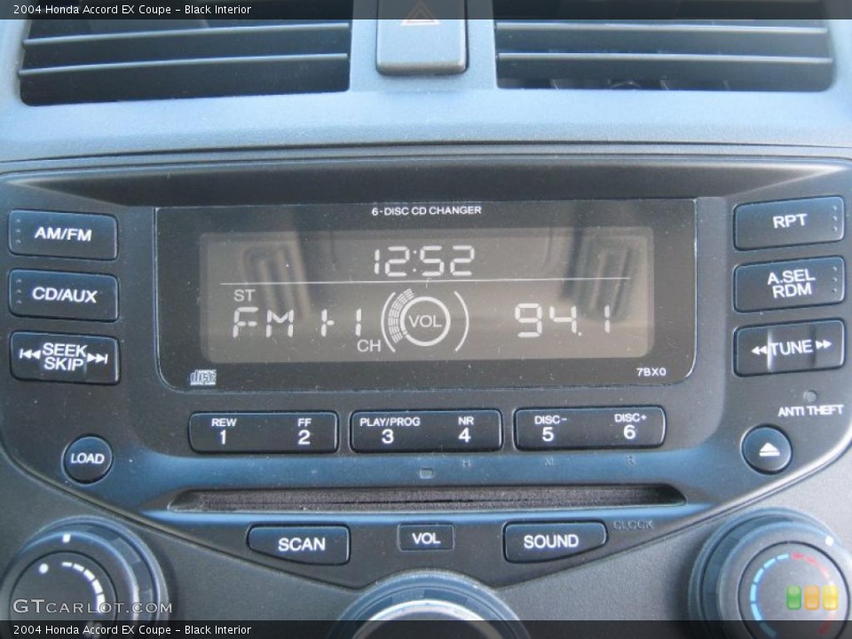 Black Interior Controls for the 2004 Honda Accord EX Coupe #45204313