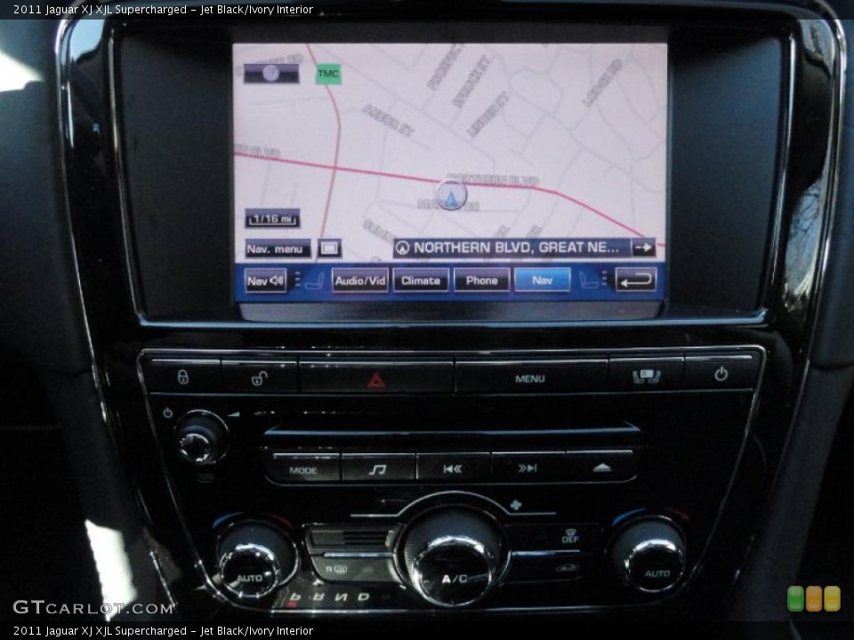 Jet Black/Ivory Interior Navigation for the 2011 Jaguar XJ XJL Supercharged #45206329