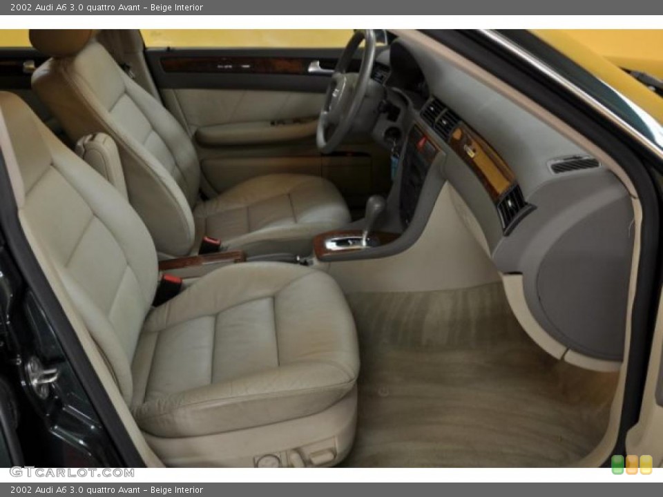 Beige Interior Photo for the 2002 Audi A6 3.0 quattro Avant #45208241