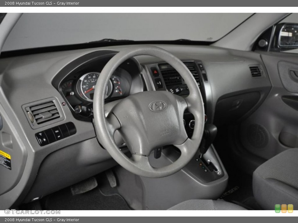Gray Interior Photo for the 2008 Hyundai Tucson GLS #45214741
