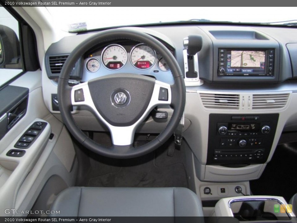 Aero Gray Interior Dashboard for the 2010 Volkswagen Routan SEL Premium #45234381