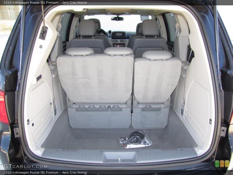 Aero Gray Interior Trunk for the 2010 Volkswagen Routan SEL Premium #45234461