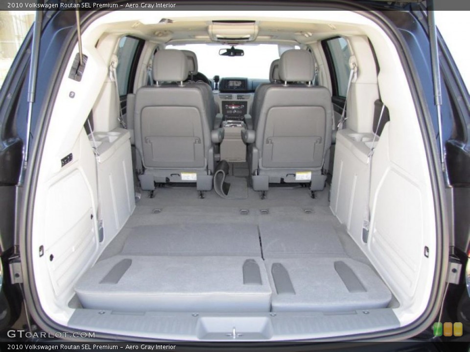 Aero Gray Interior Trunk for the 2010 Volkswagen Routan SEL Premium #45234473