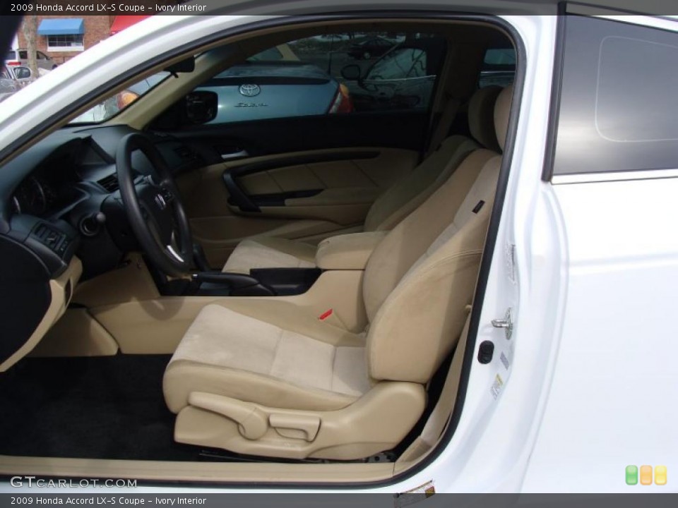 Ivory Interior Photo for the 2009 Honda Accord LX-S Coupe #45241226