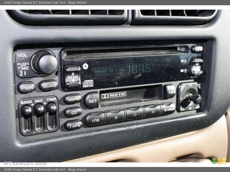 Beige Interior Controls for the 1998 Dodge Dakota SLT Extended Cab 4x4 #45245558